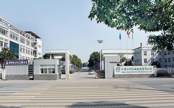 要想自蔓延陶瓷復合管內(nèi)襯平整，40年生產(chǎn)廠家建議您選擇內(nèi)徑≥DN70的哦